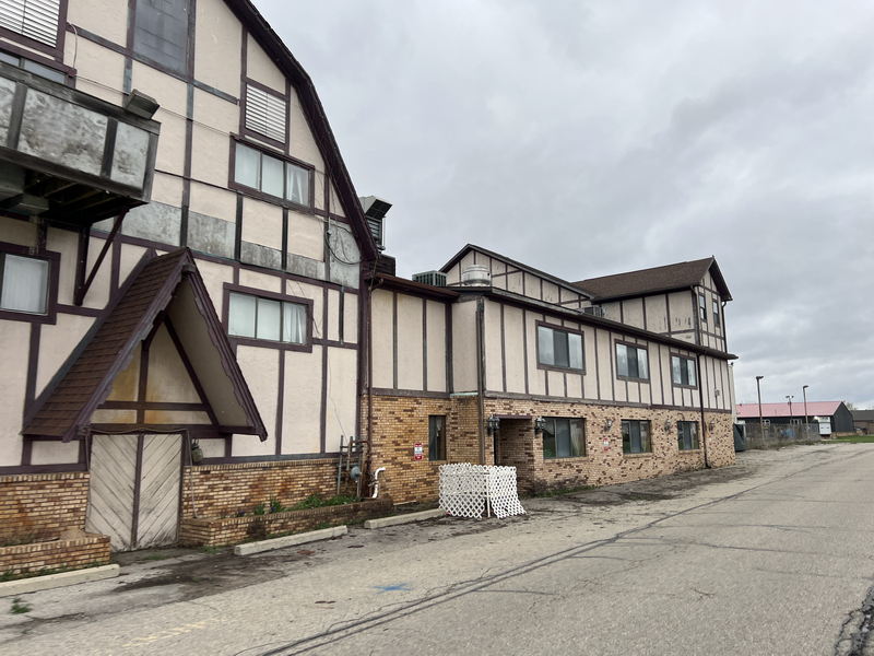 Barnstormer Entertainment Complex - April 17Th 2023 Photo (newer photo)